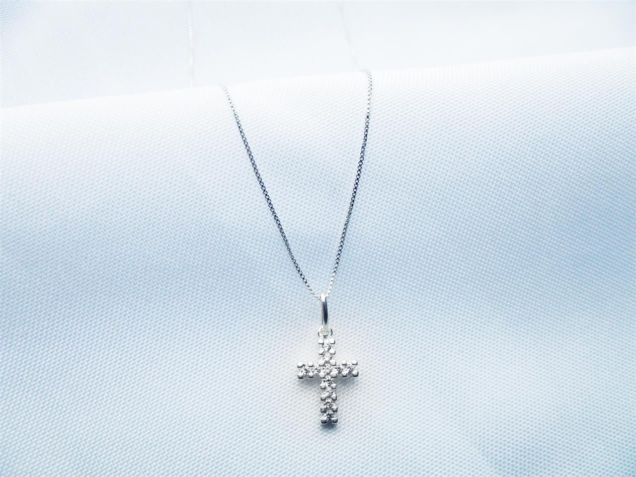 Zirkonia smykker: Elegant og prisvenligt alternativ til diamantsmykker