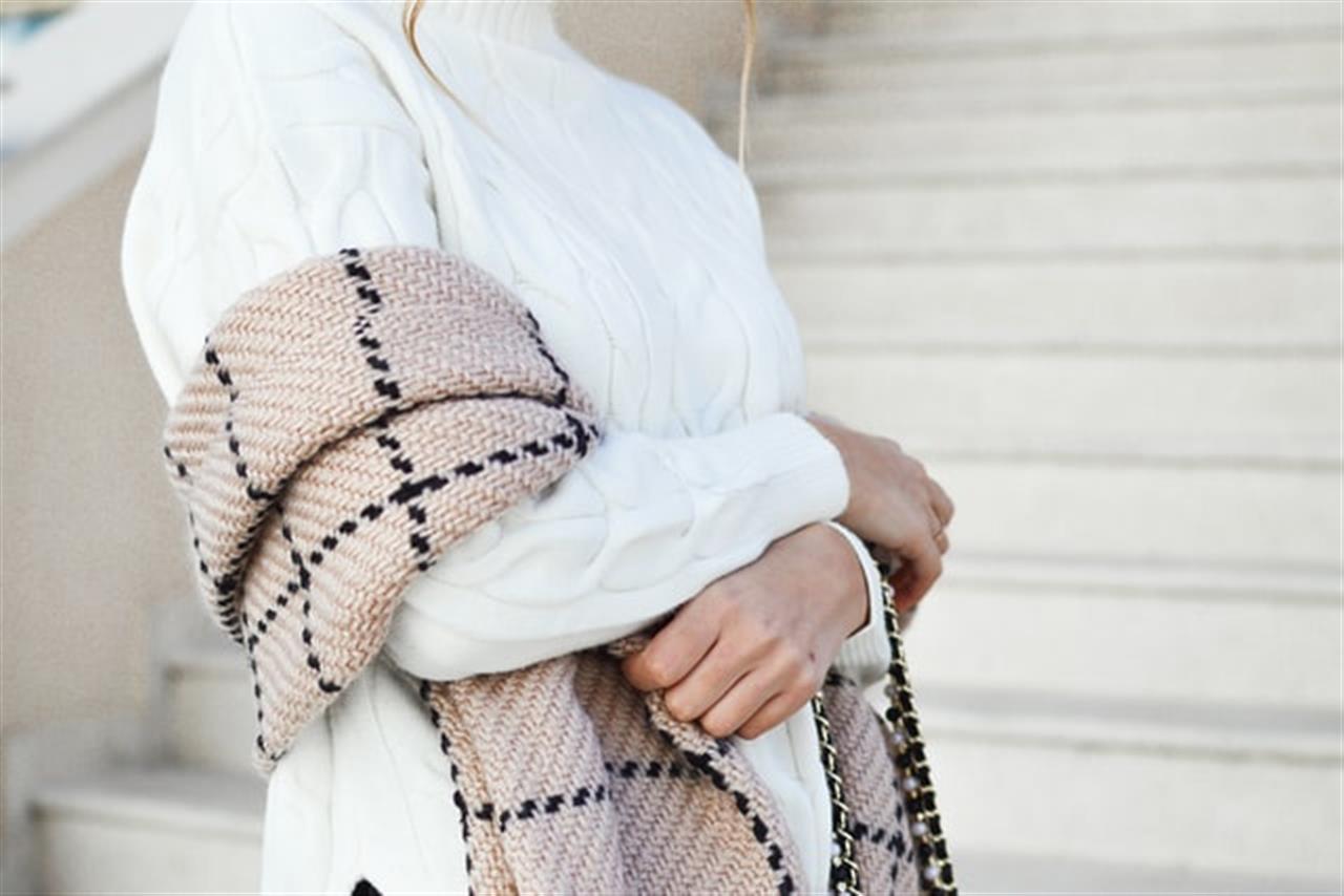 Strik bluser bør være en del af enhver garderobe