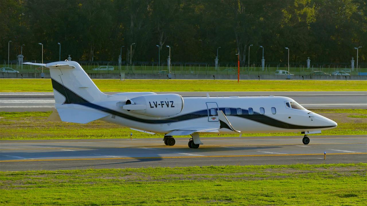 Fly til salg - en guide til dit drømmefly